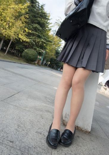国产精品有码区二区综合在线_HD日本电影在线
