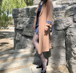 漂亮的少妇和邻居2A片_1080P电影在线看