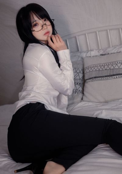亚欧洲乱码视频在线专区网站_剧情片在线手机播放