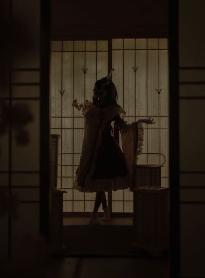在线看人妻初出道_高清完整版免费在线观看